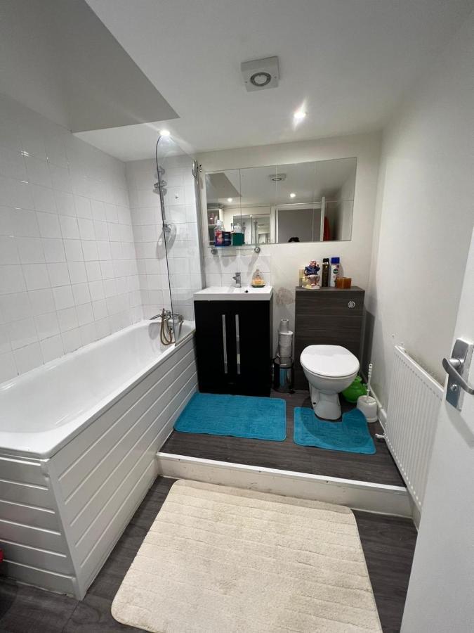 Twin Room Earls Court Central London - Shared Accommodation ภายนอก รูปภาพ