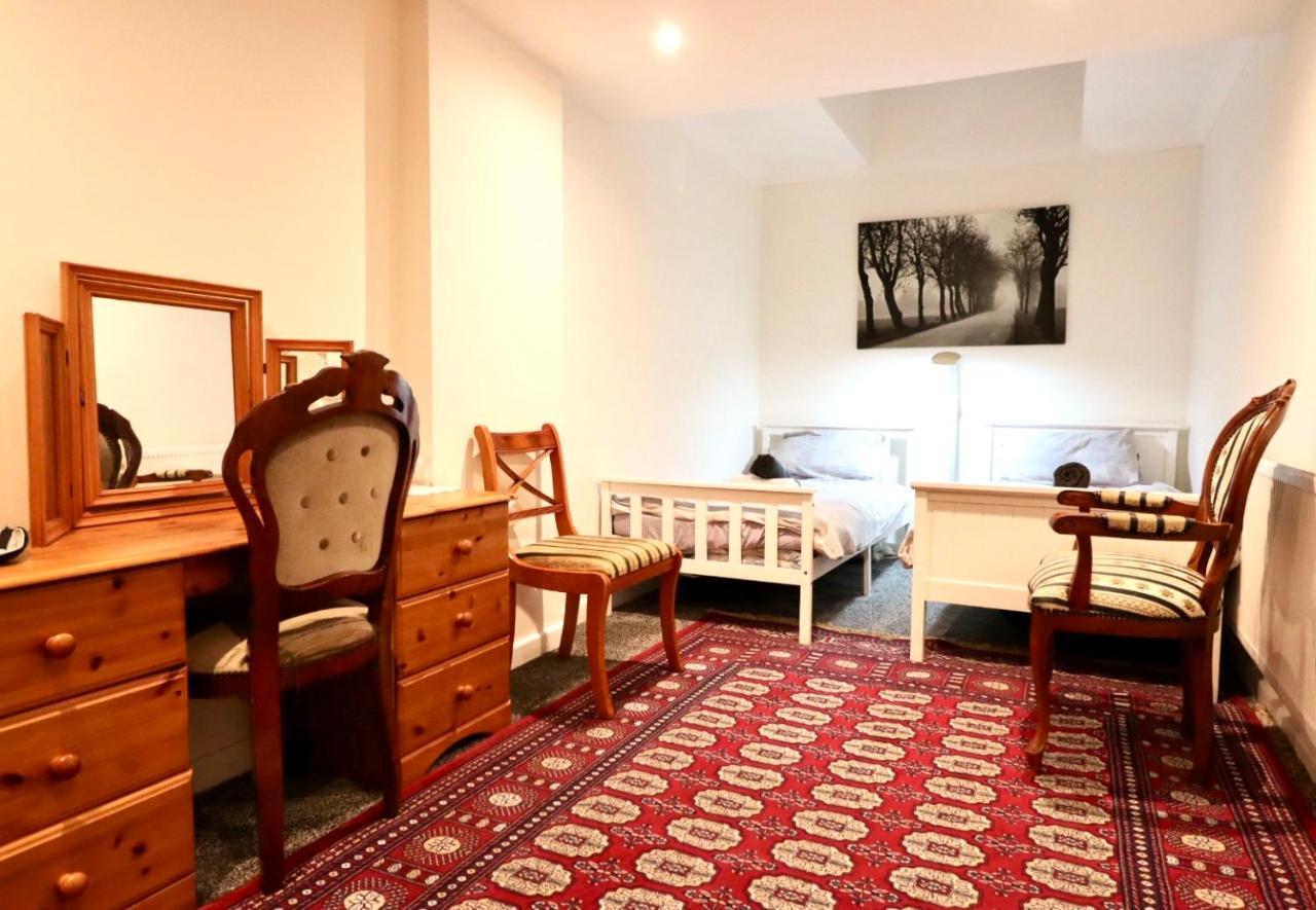 Twin Room Earls Court Central London - Shared Accommodation ภายนอก รูปภาพ
