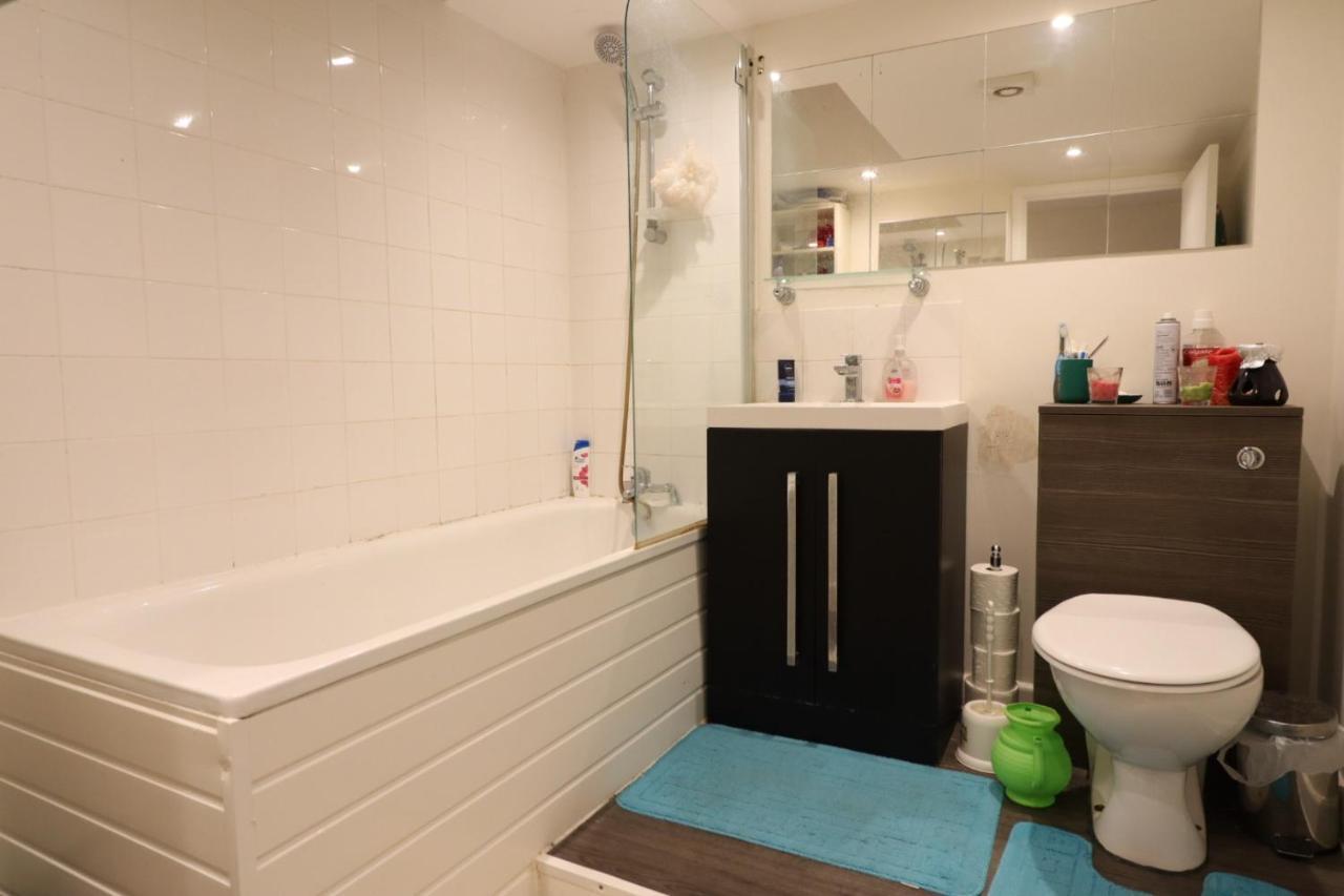 Twin Room Earls Court Central London - Shared Accommodation ภายนอก รูปภาพ